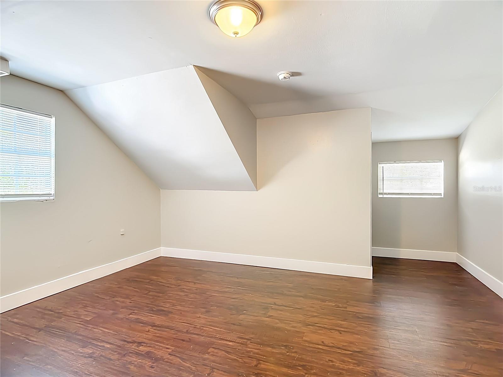 Image 32 of 45 For 108 Avenue A Wahneta E A