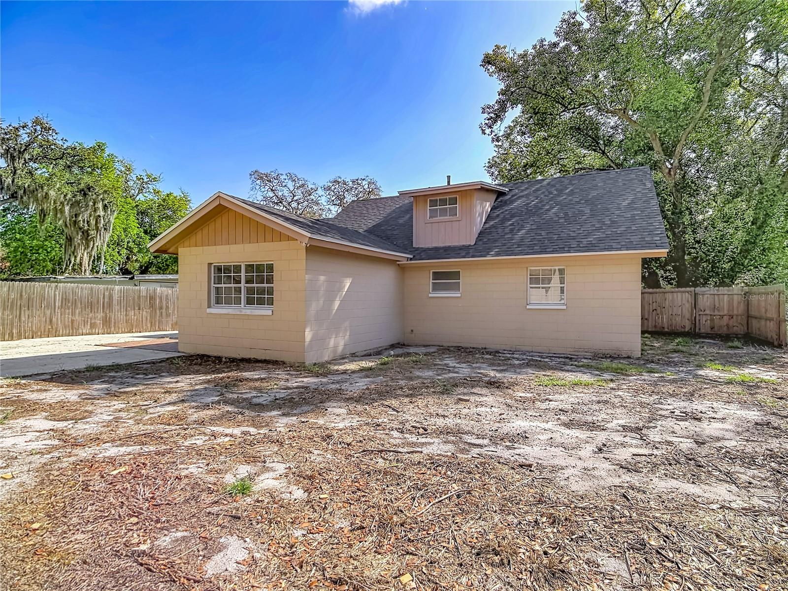 Image 40 of 45 For 108 Avenue A Wahneta E A