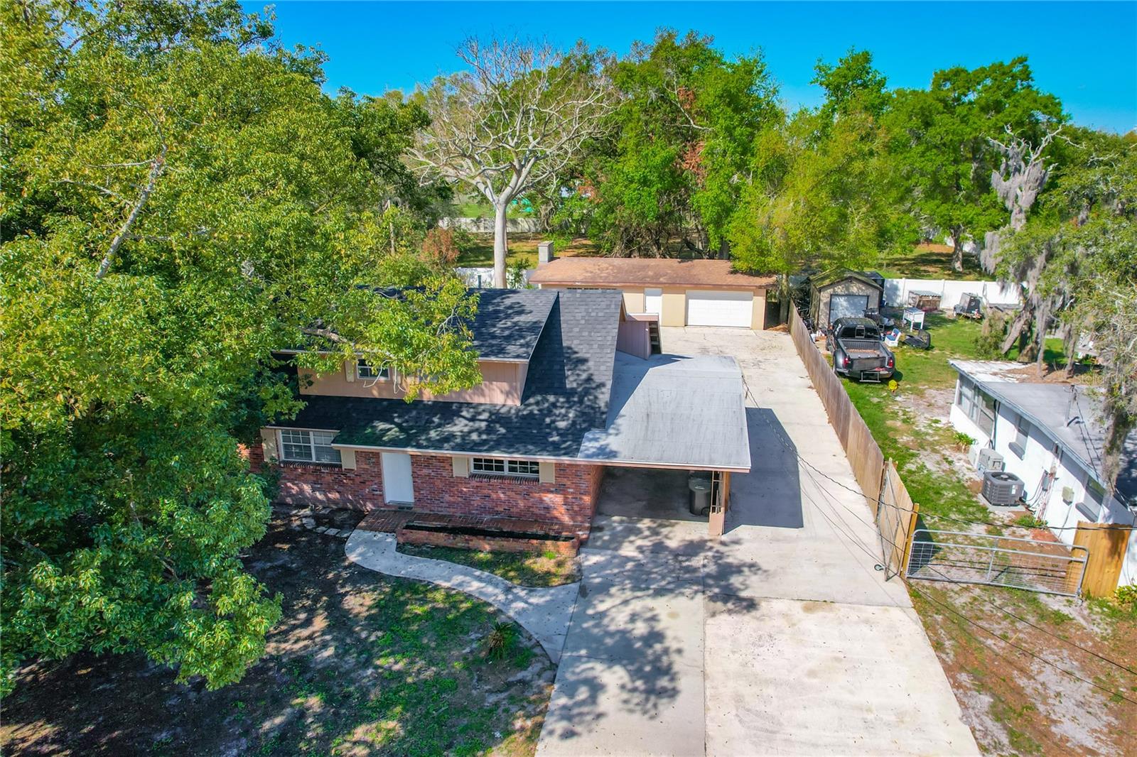 Image 5 of 45 For 108 Avenue A Wahneta E A