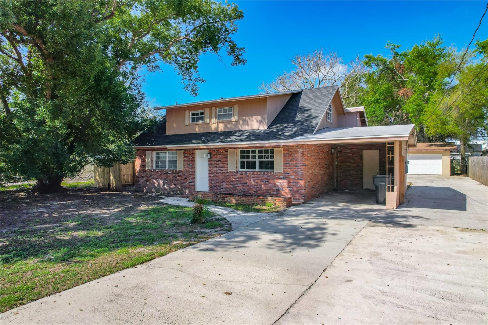 Image 6 of 45 For 108 Avenue A Wahneta E A