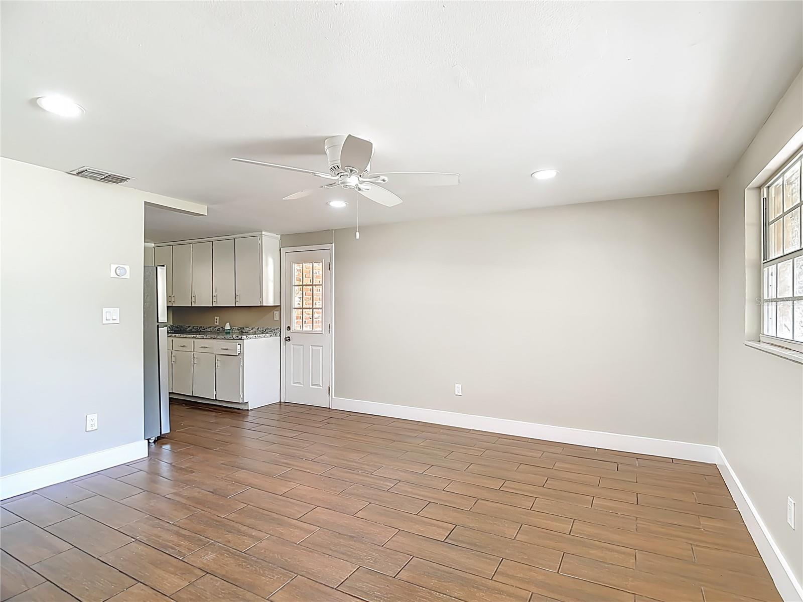 Image 8 of 45 For 108 Avenue A Wahneta E A