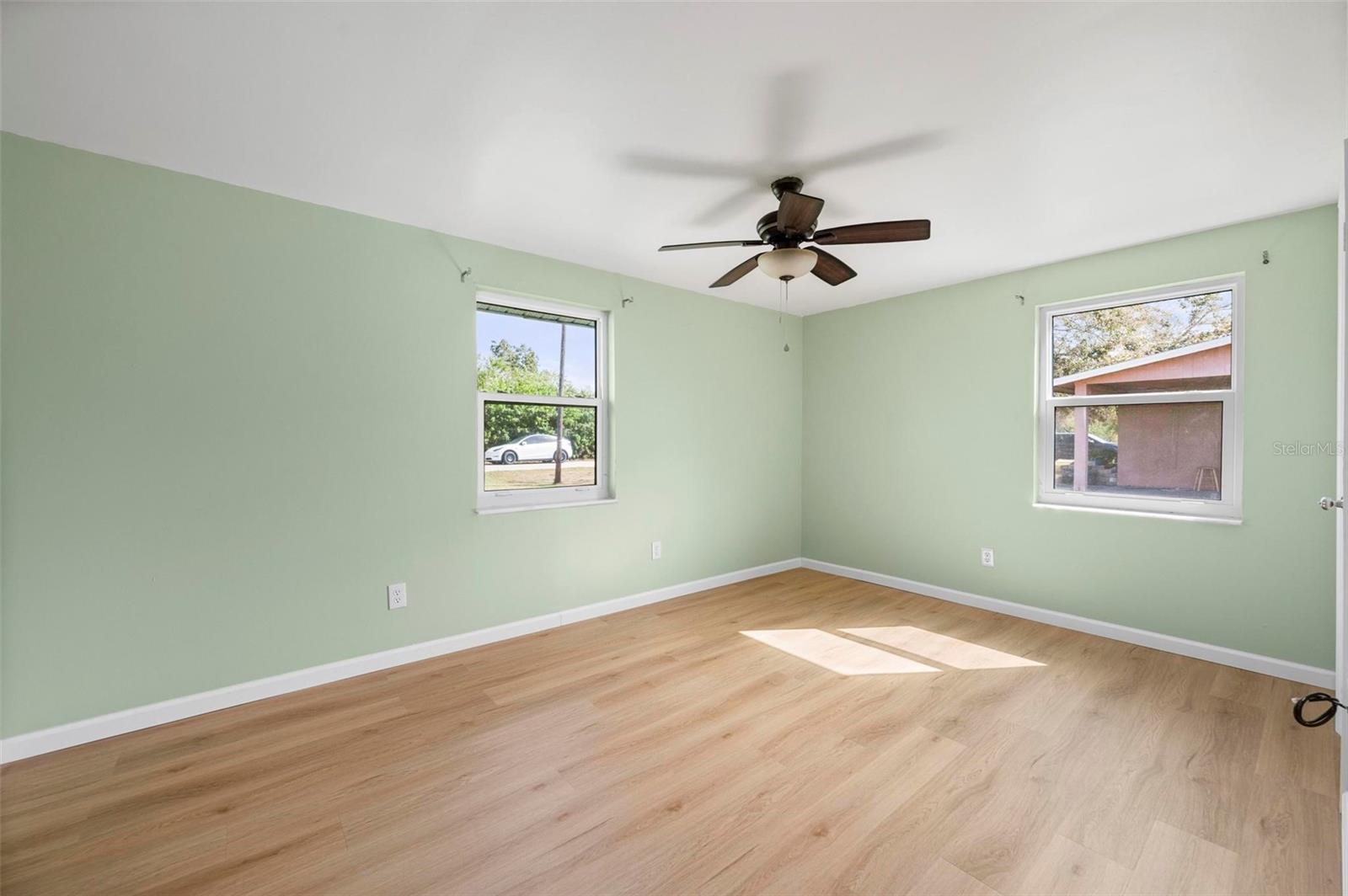 Image 18 of 90 For 721 Pompano Terrace