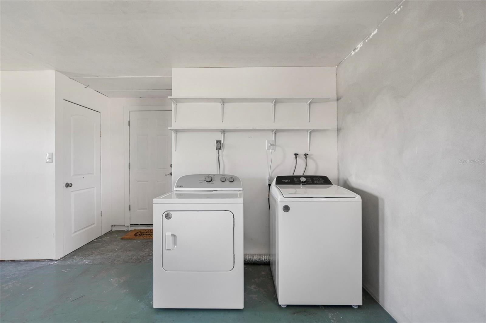 Image 27 of 90 For 721 Pompano Terrace