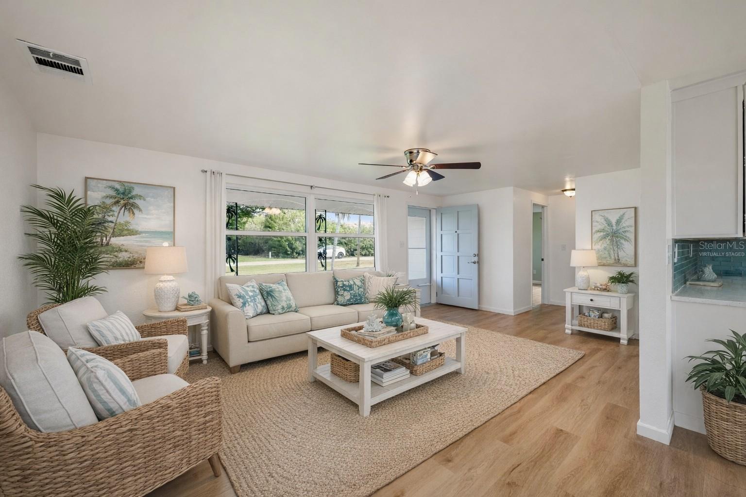 Image 5 of 90 For 721 Pompano Terrace