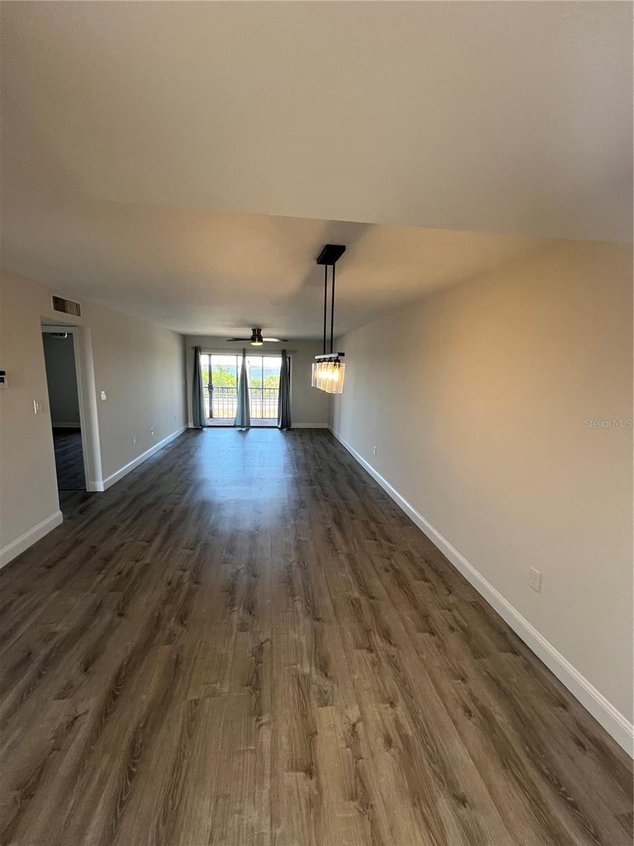 Image 5 of 23 For 14459 River Beach Drive B-210