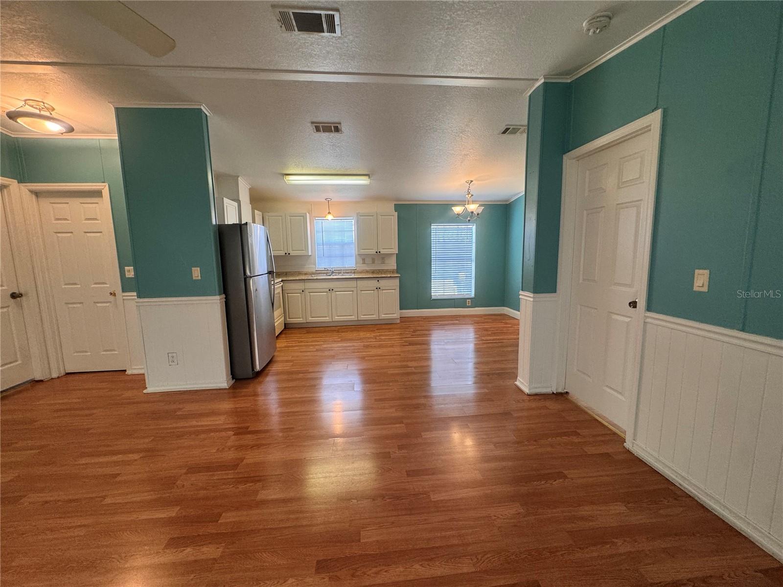 Image 8 of 38 For 1226 8th Avenue