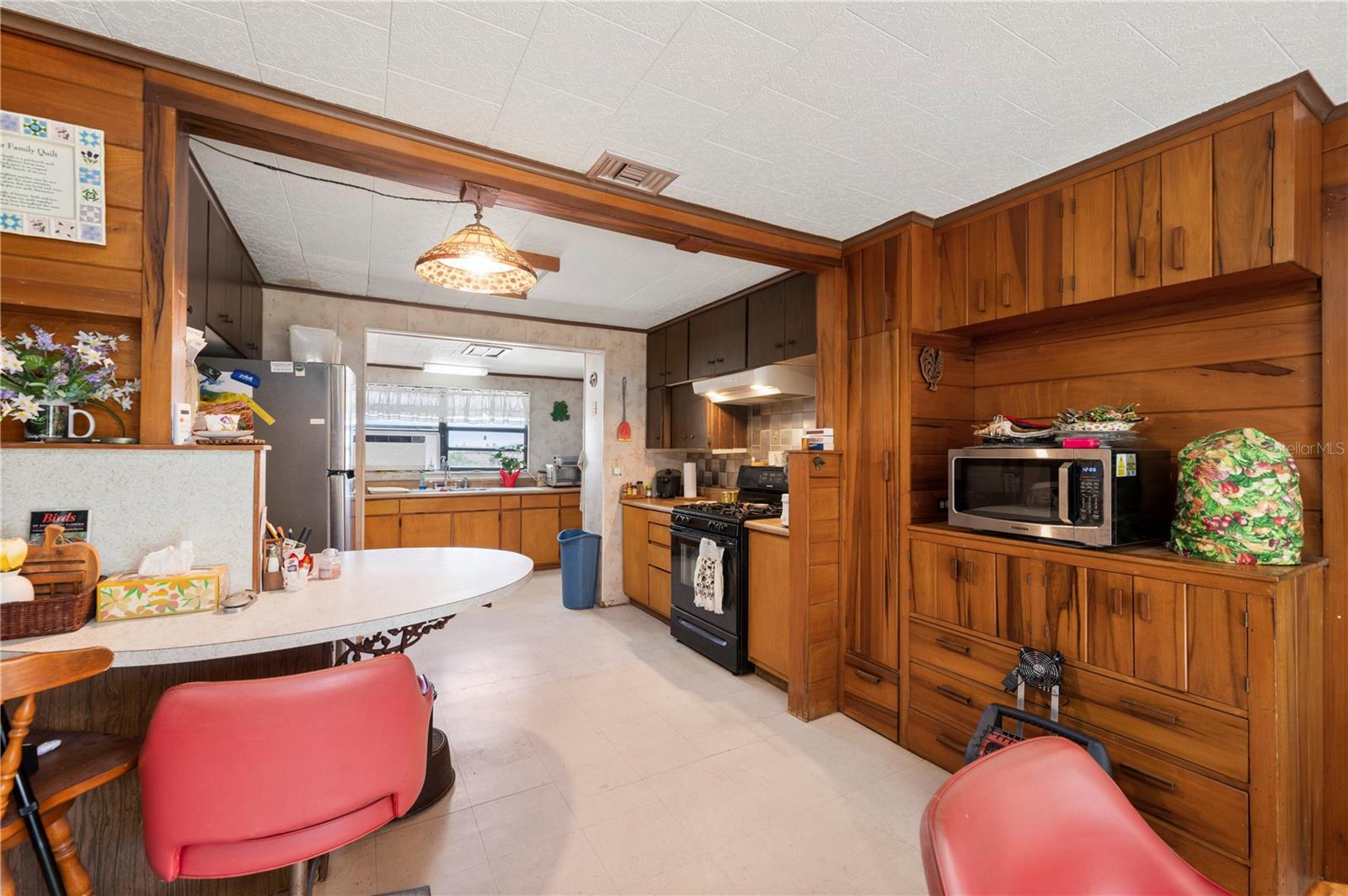 Image 15 of 39 For 7754 Riverside Drive