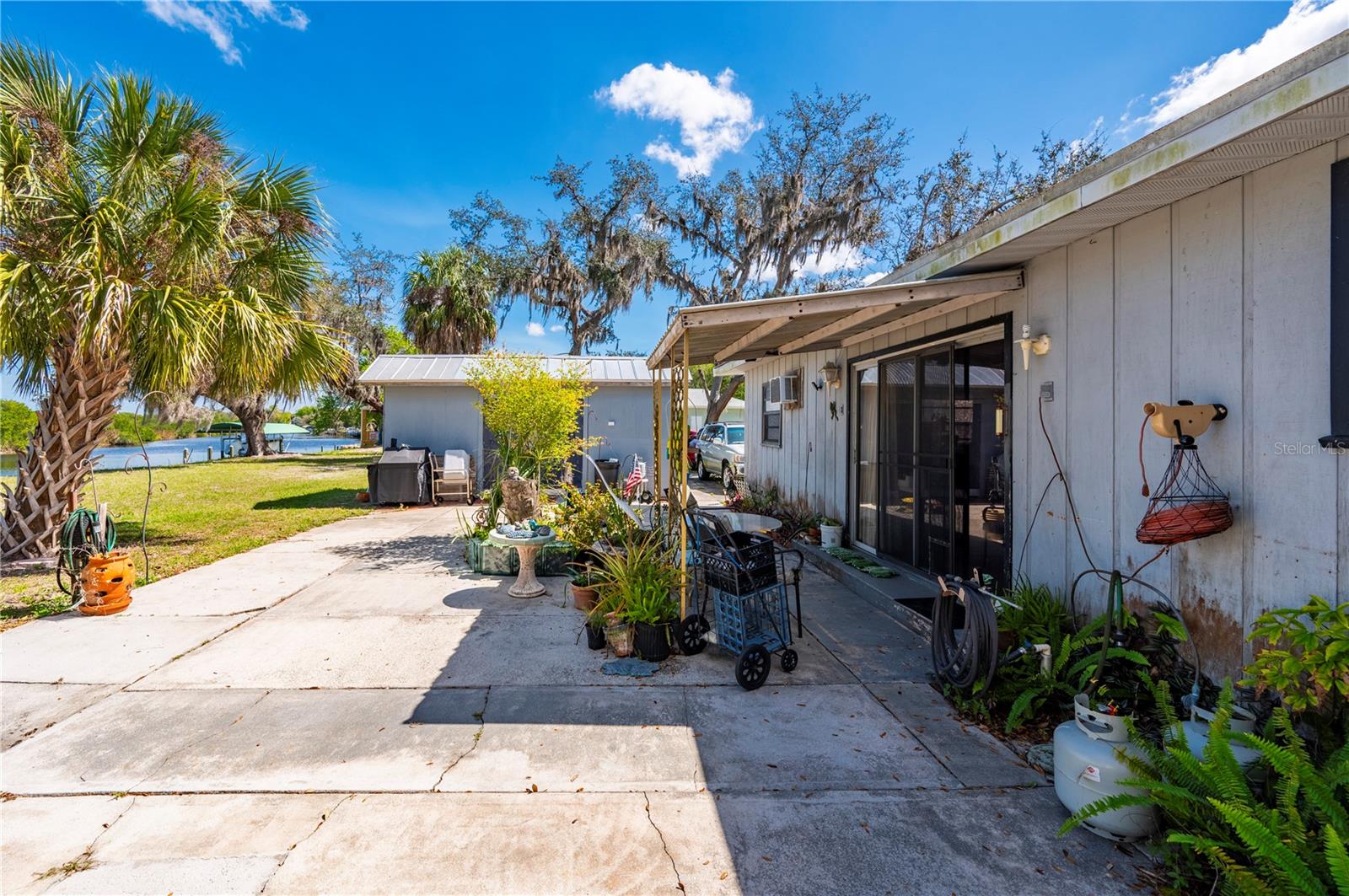 Image 25 of 39 For 7754 Riverside Drive