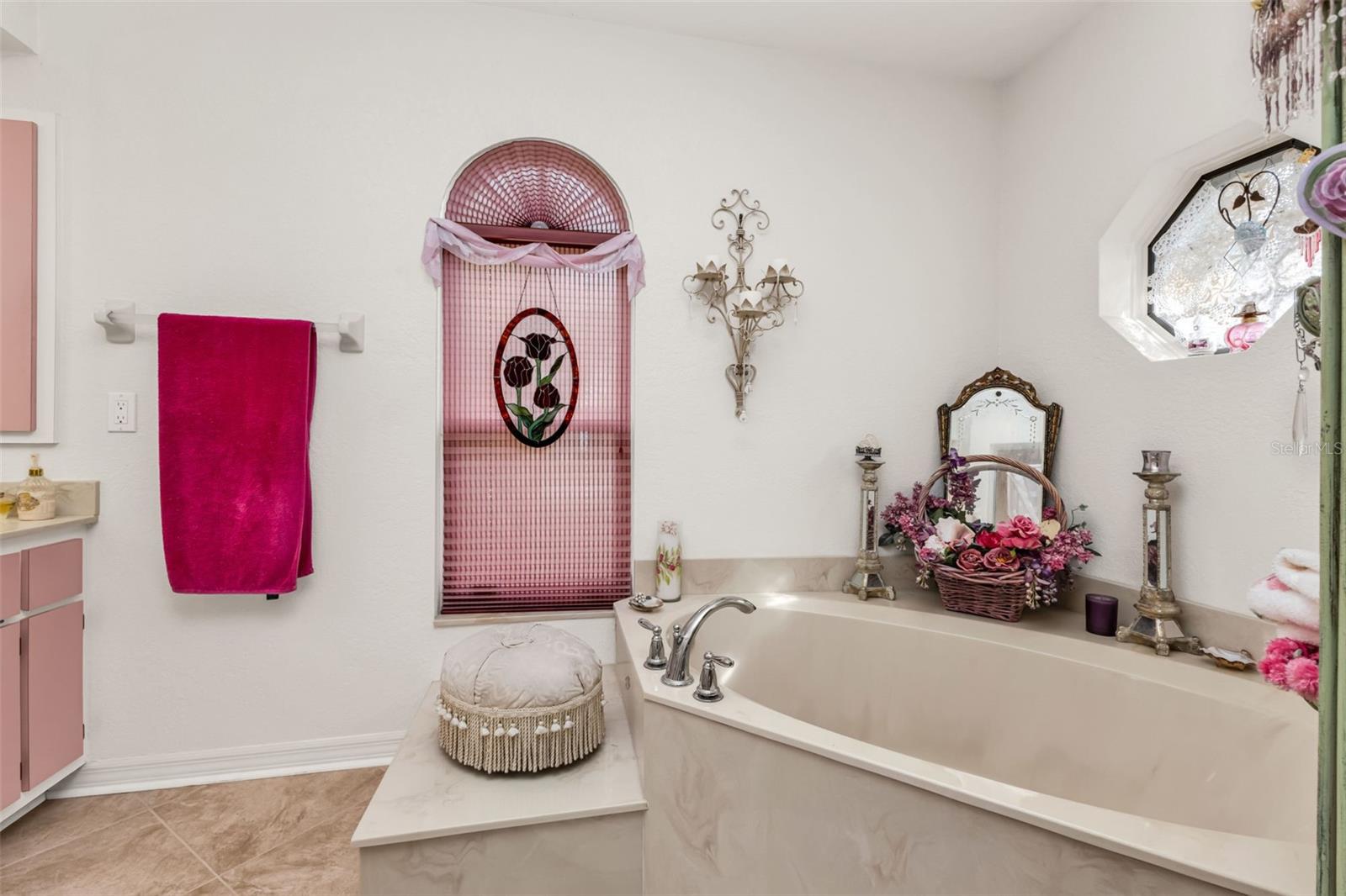 Image 23 of 39 For 23439 Freeport Avenue