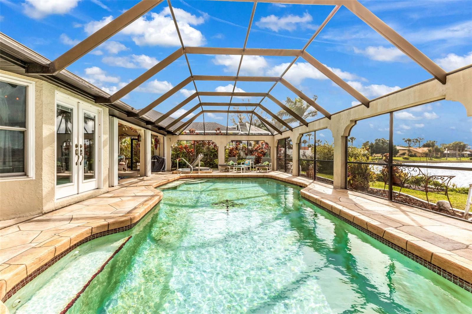 Image 29 of 39 For 23439 Freeport Avenue