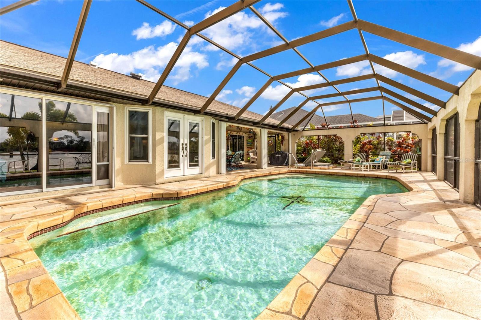 Image 34 of 39 For 23439 Freeport Avenue