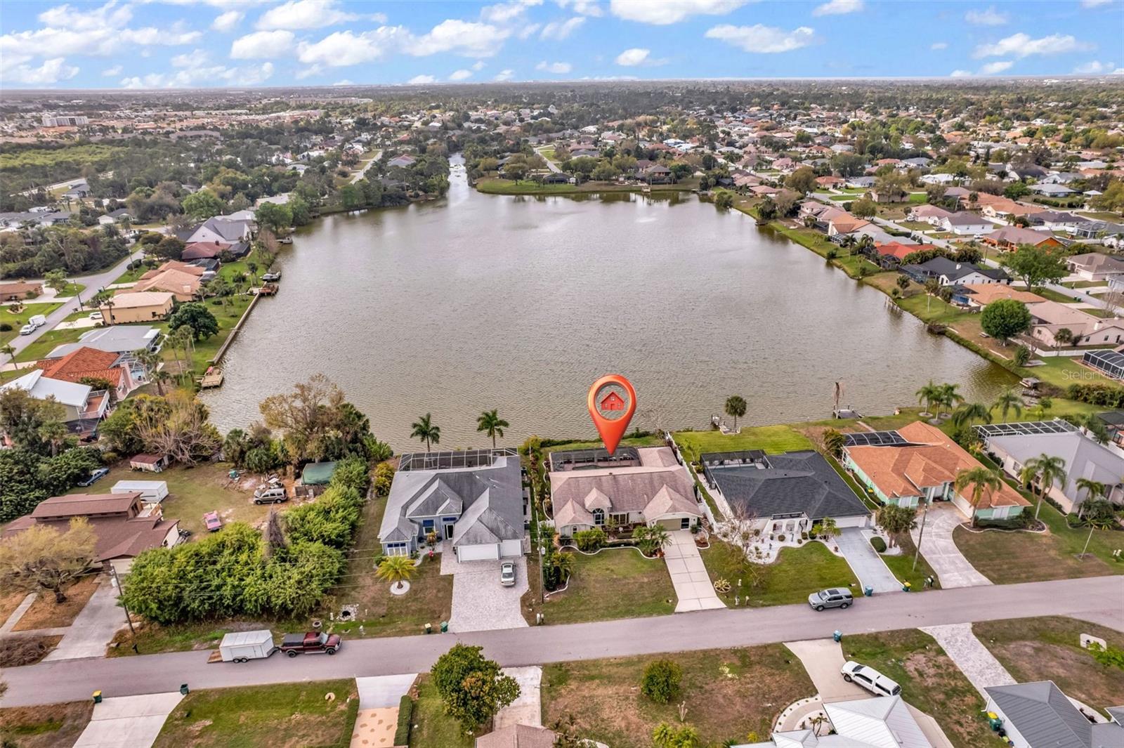 Image 4 of 39 For 23439 Freeport Avenue