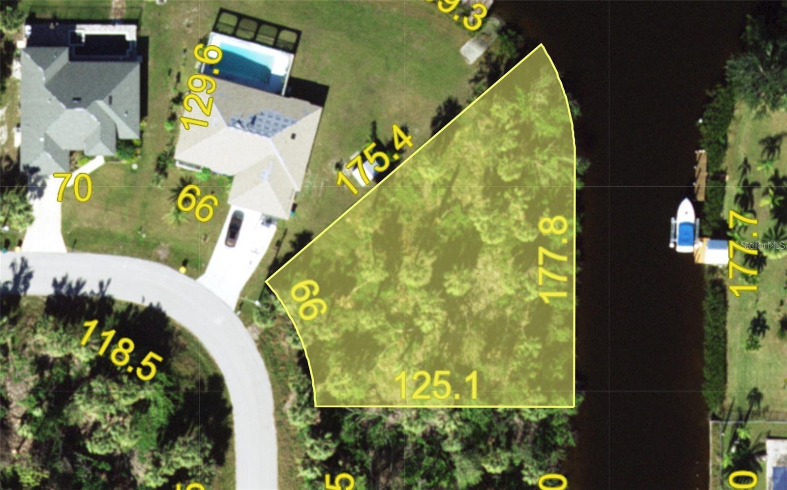 Image 2 of 10 For 18622 Van Nuys Circle