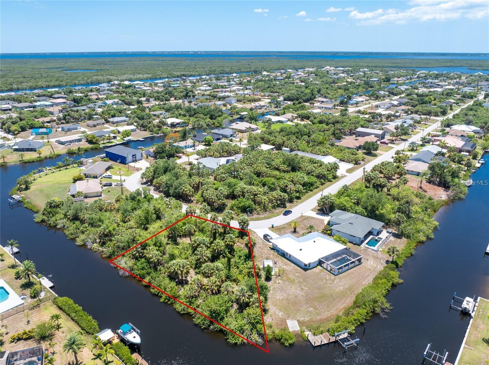 Image 7 of 10 For 18622 Van Nuys Circle