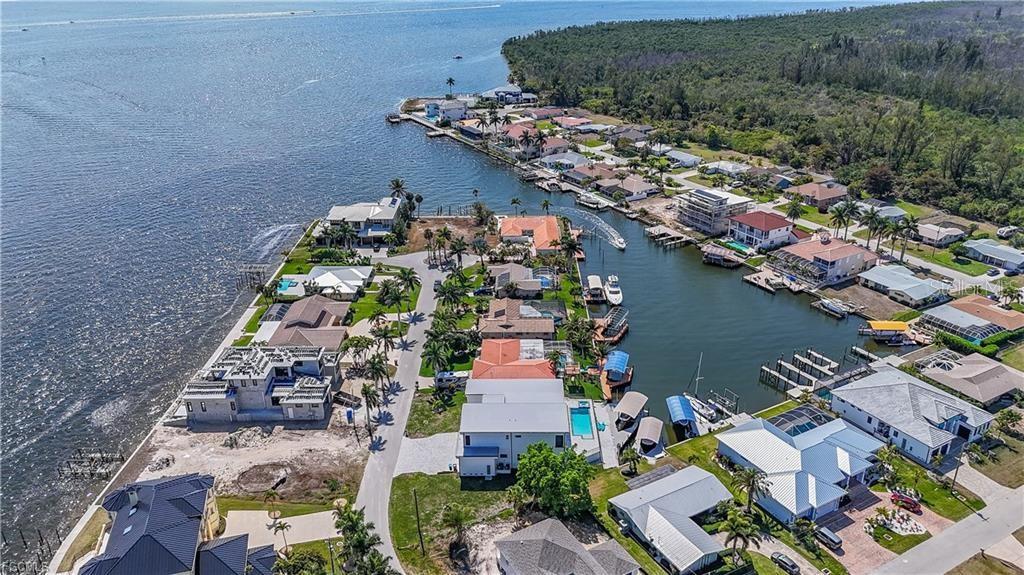 Image 18 of 49 For 5929 1st Avenue