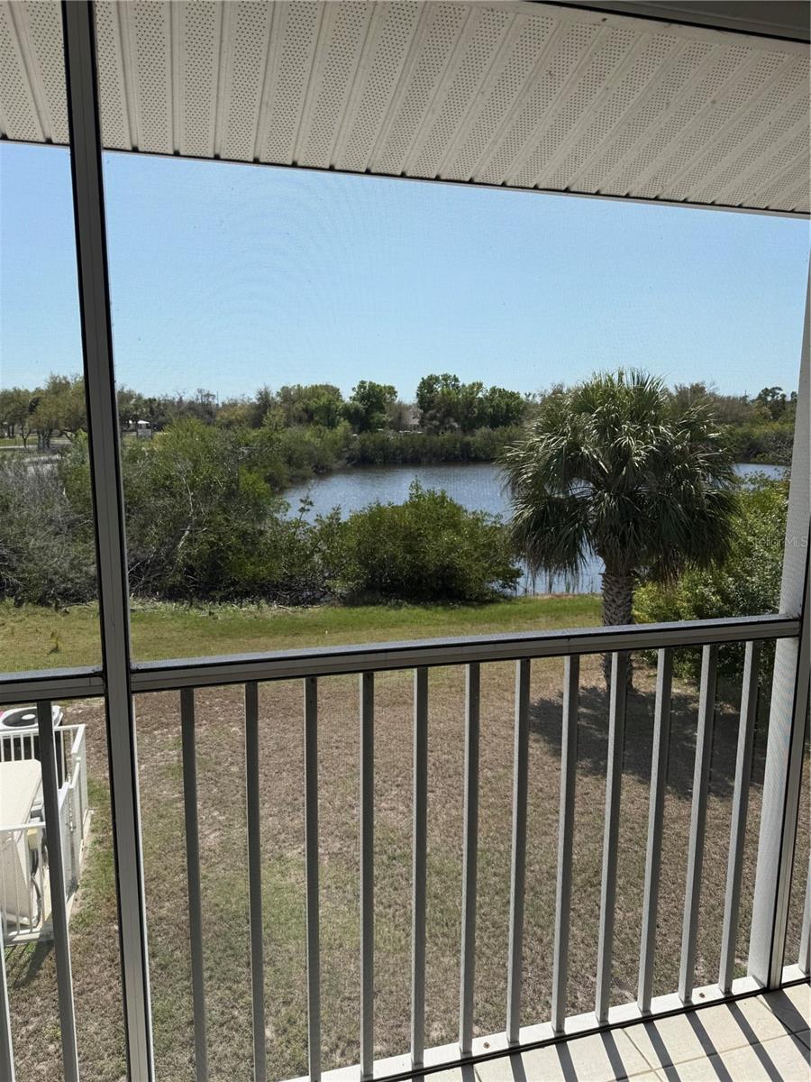 Image 19 of 22 For 101 Normandy Way 204