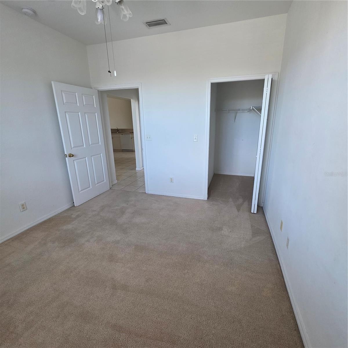 Image 7 of 20 For 2002 Bal Harbor Boulevard 1222