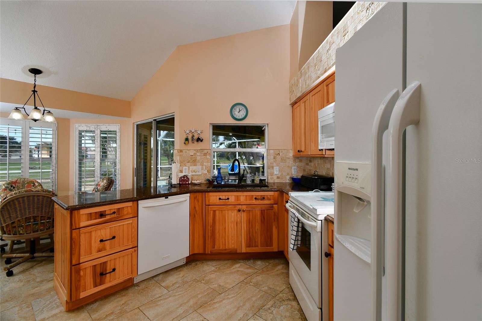 Image 10 of 34 For 5001 King Tarpon Drive