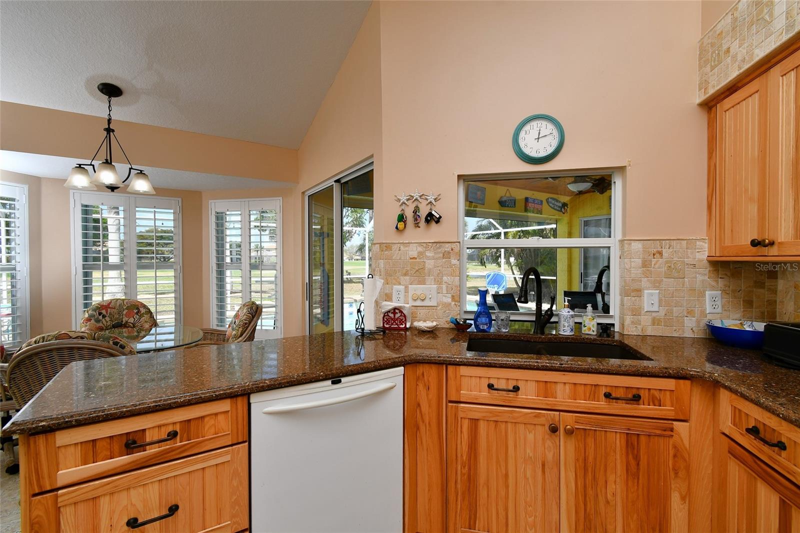 Image 12 of 34 For 5001 King Tarpon Drive