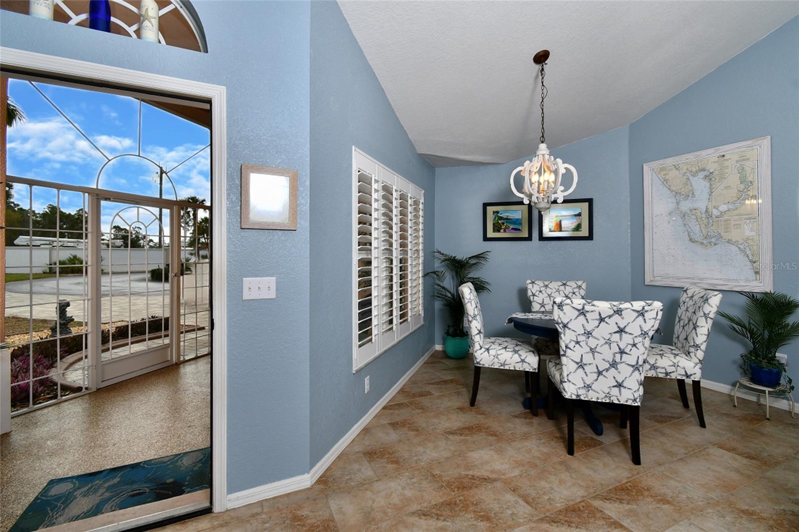 Image 4 of 34 For 5001 King Tarpon Drive