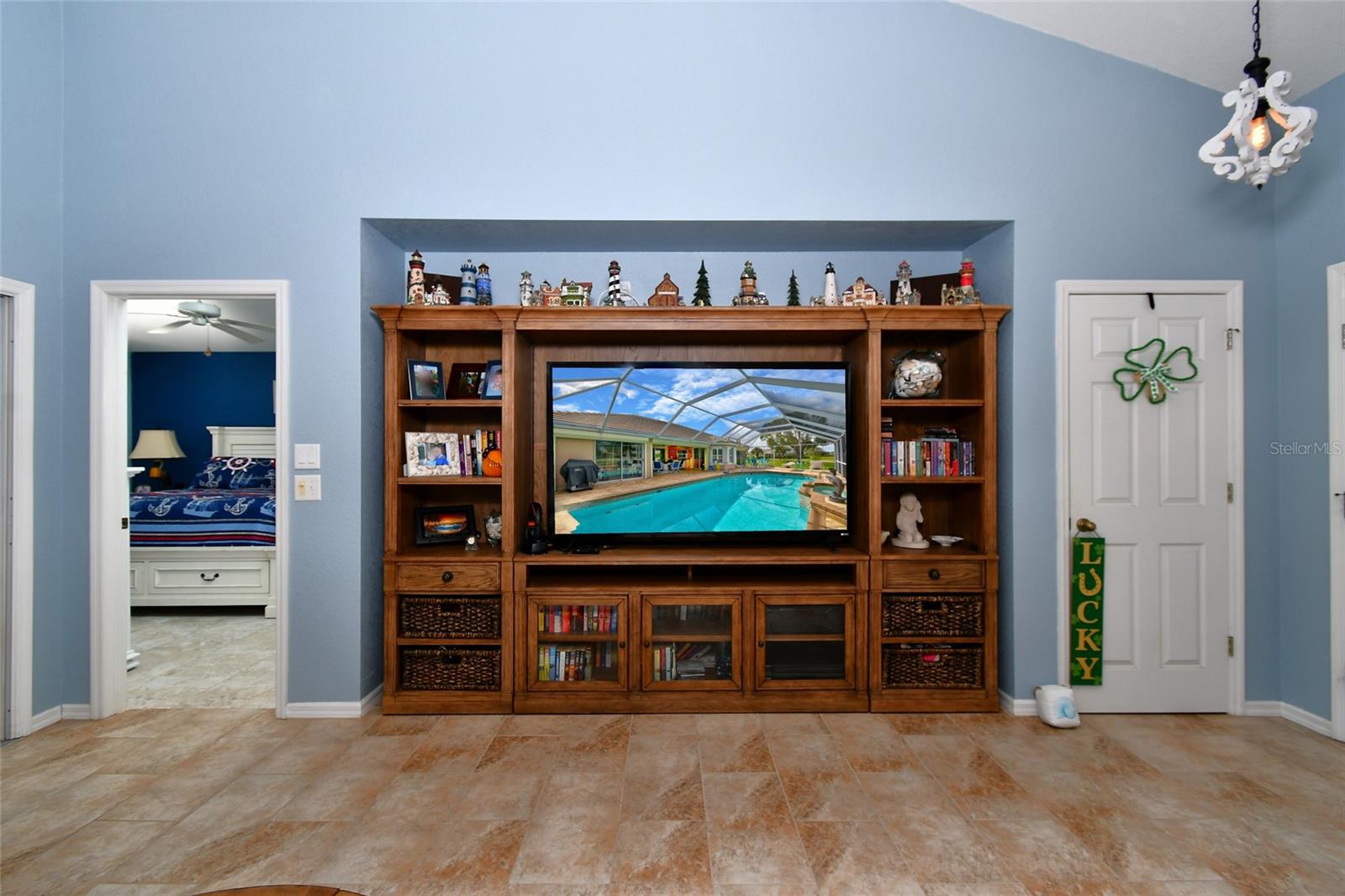 Image 8 of 34 For 5001 King Tarpon Drive