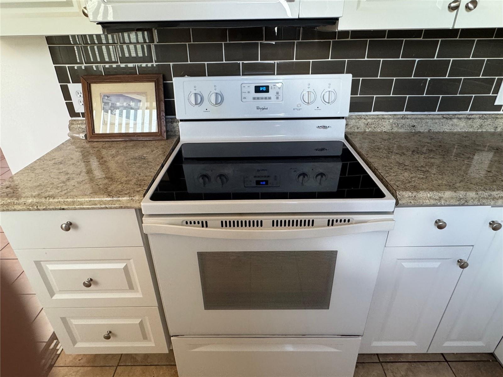 Image 5 of 20 For 3349 Edgehill Terrace