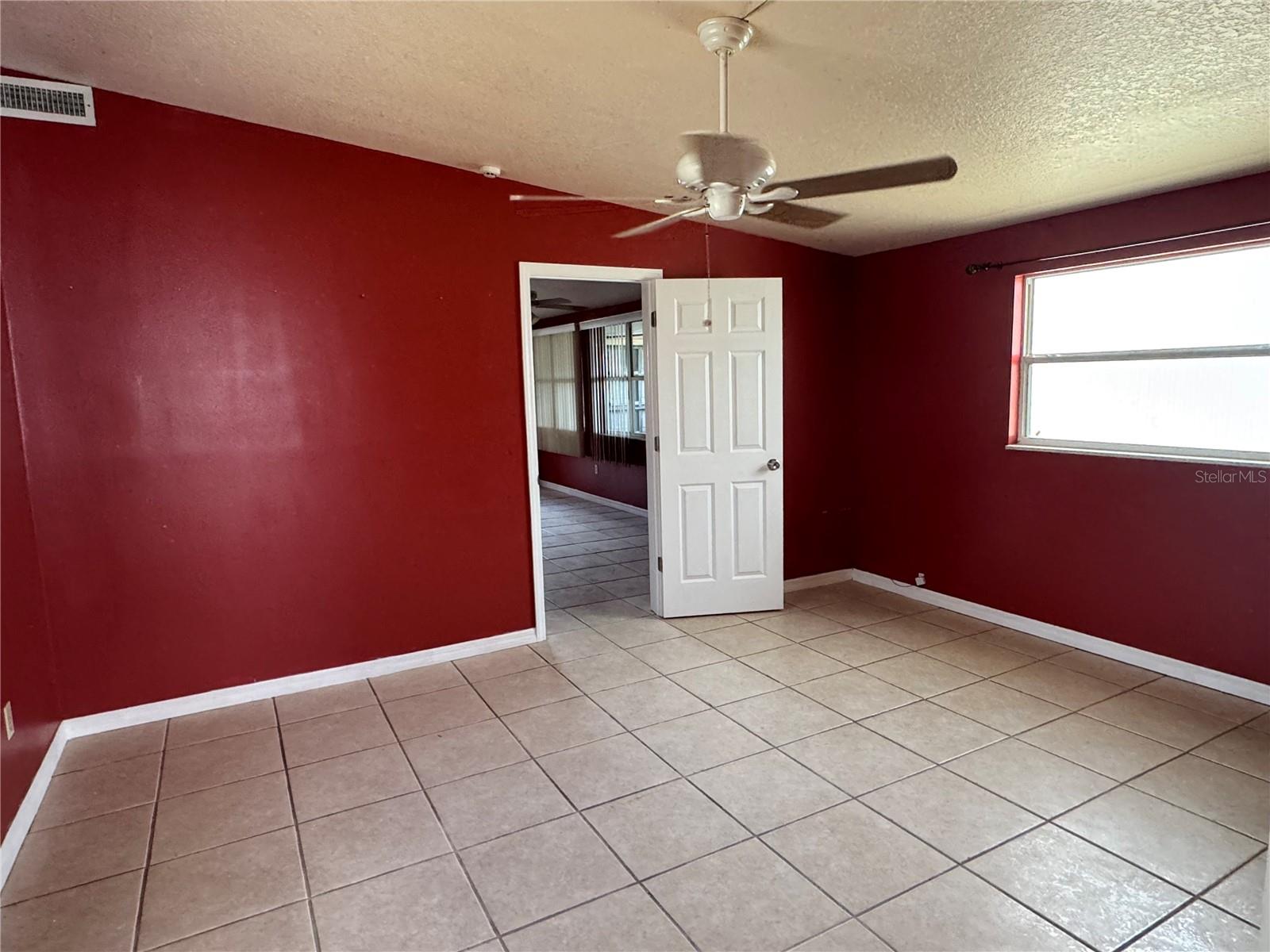 Image 7 of 20 For 3349 Edgehill Terrace