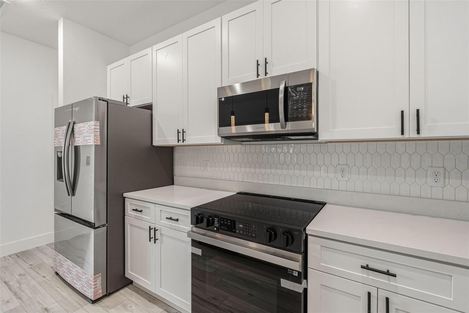 Image 12 of 38 For 2333 Mistleto Lane