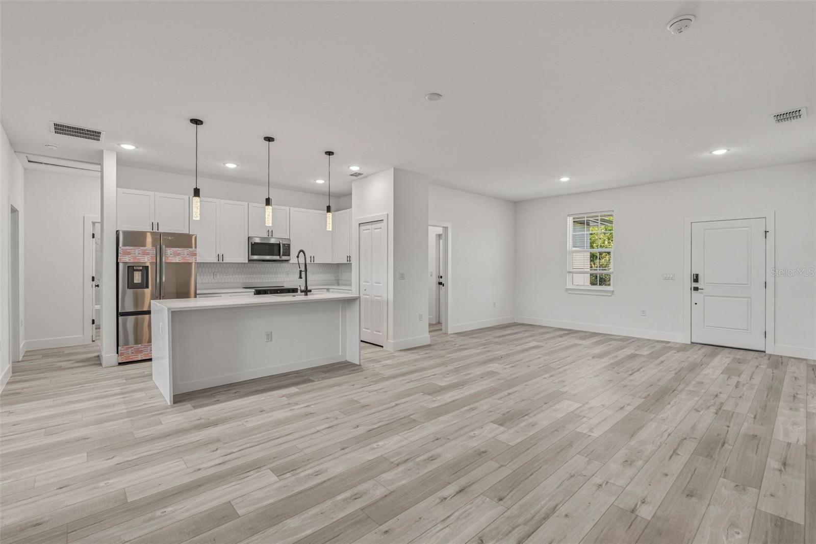 Image 13 of 38 For 2333 Mistleto Lane