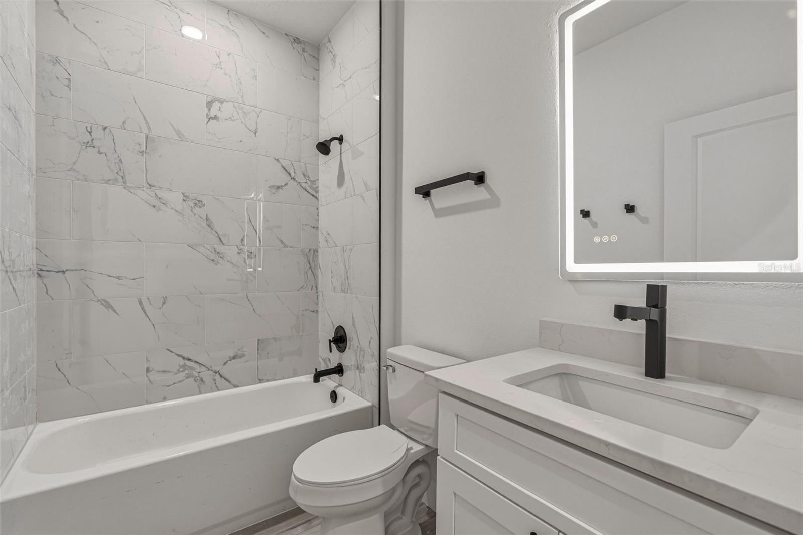 Image 26 of 38 For 2333 Mistleto Lane