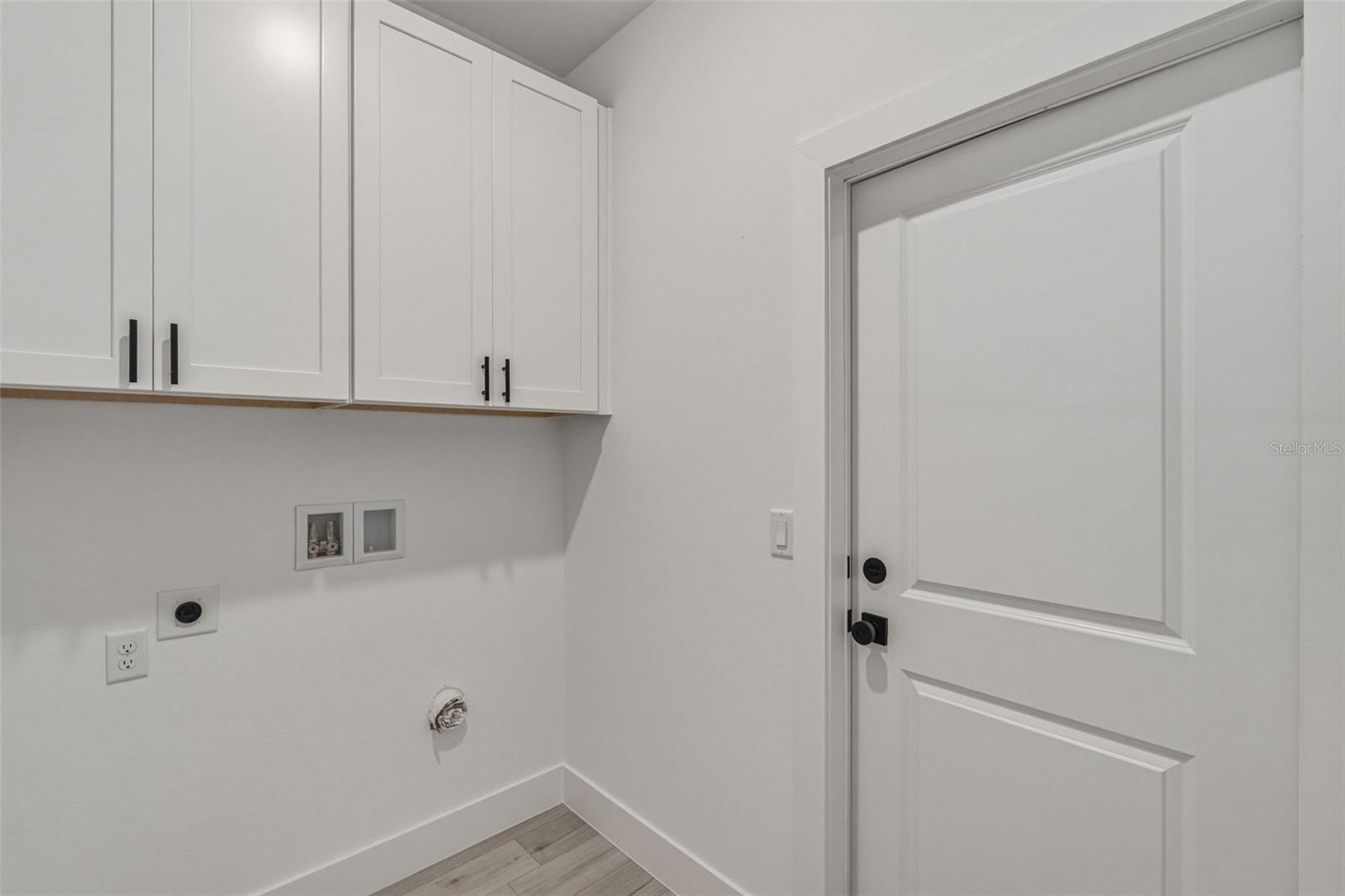 Image 29 of 38 For 2333 Mistleto Lane