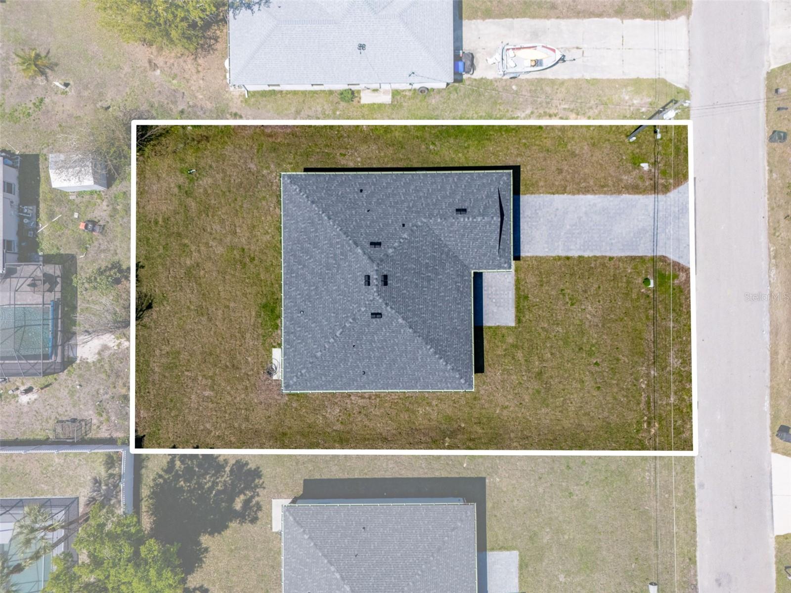 Image 33 of 38 For 2333 Mistleto Lane