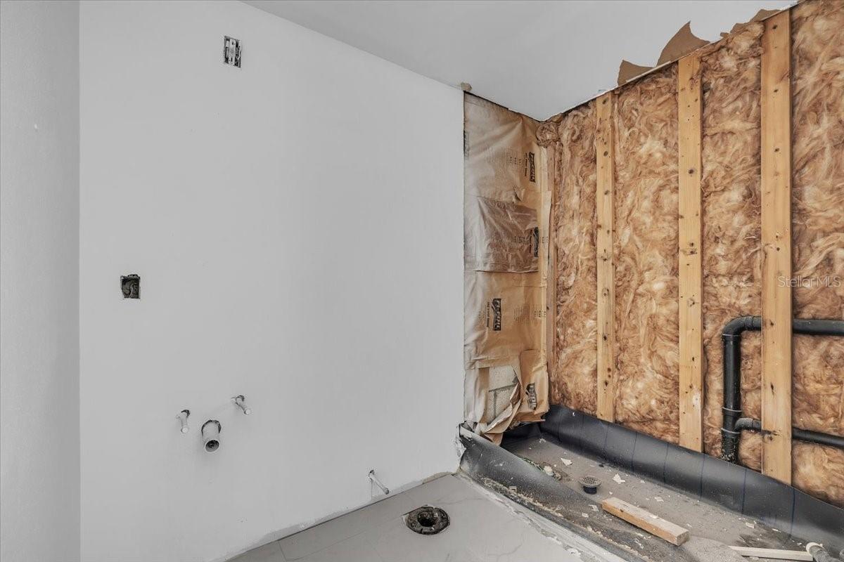 Image 16 of 35 For 7043 New Post Drive 1