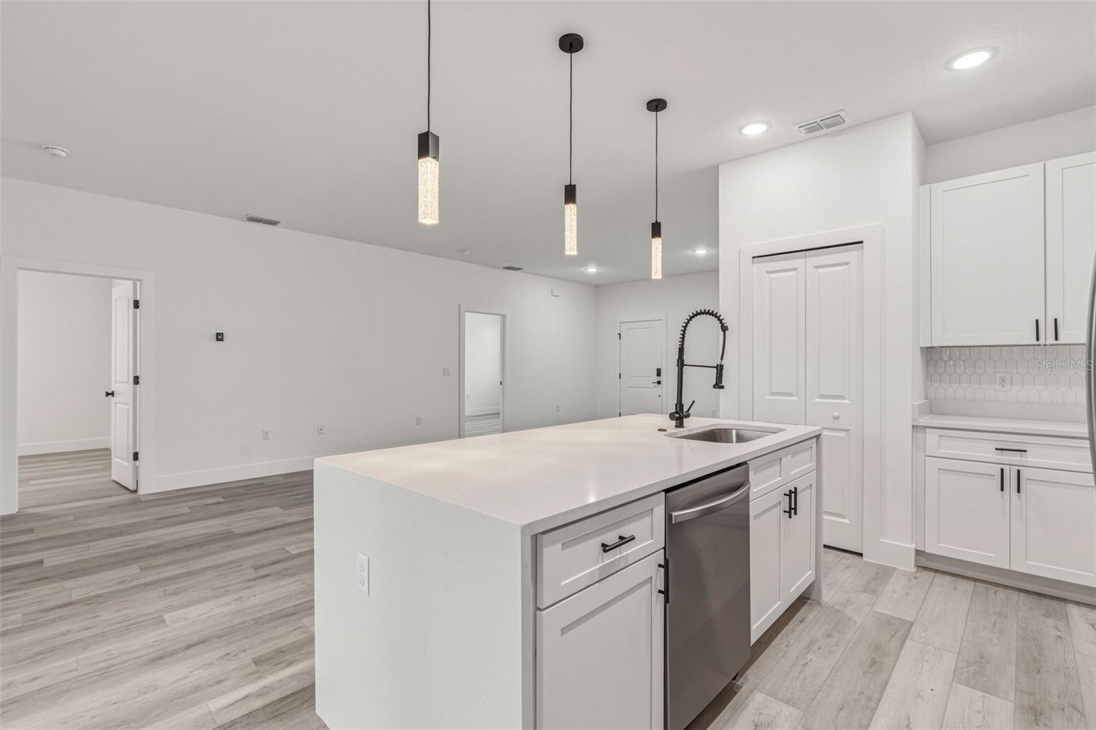 Image 15 of 42 For 2315 Mistleto Lane