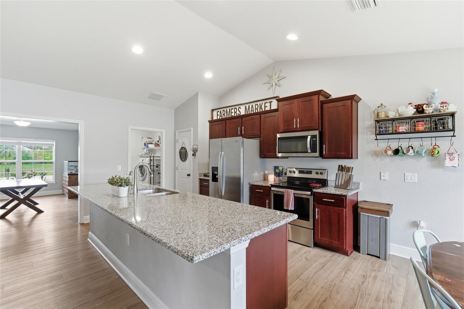 Image 11 of 68 For 4175 Donatello Avenue