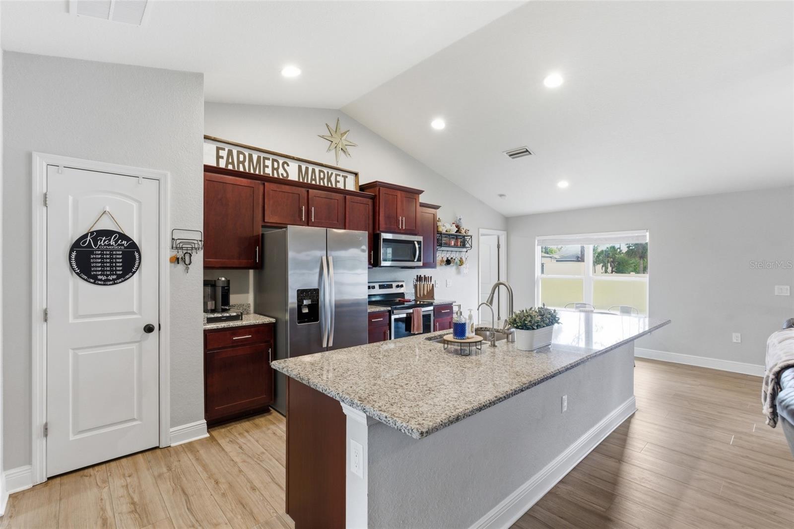 Image 13 of 68 For 4175 Donatello Avenue