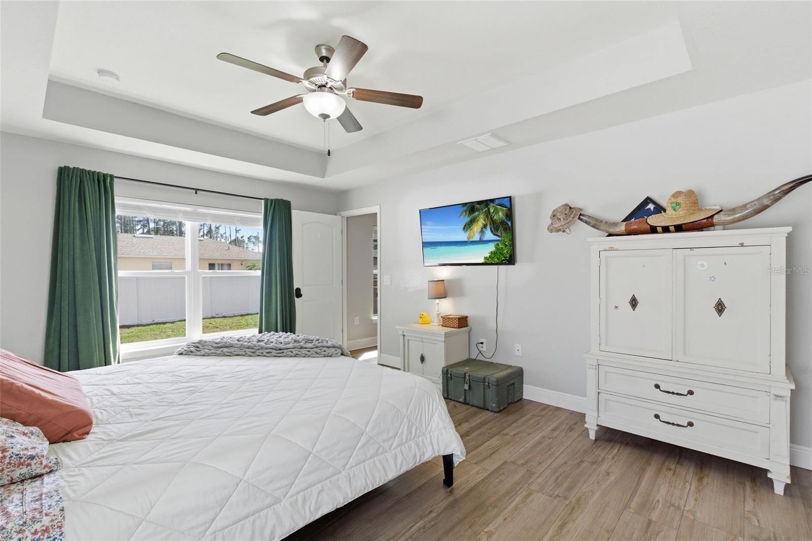 Image 29 of 68 For 4175 Donatello Avenue