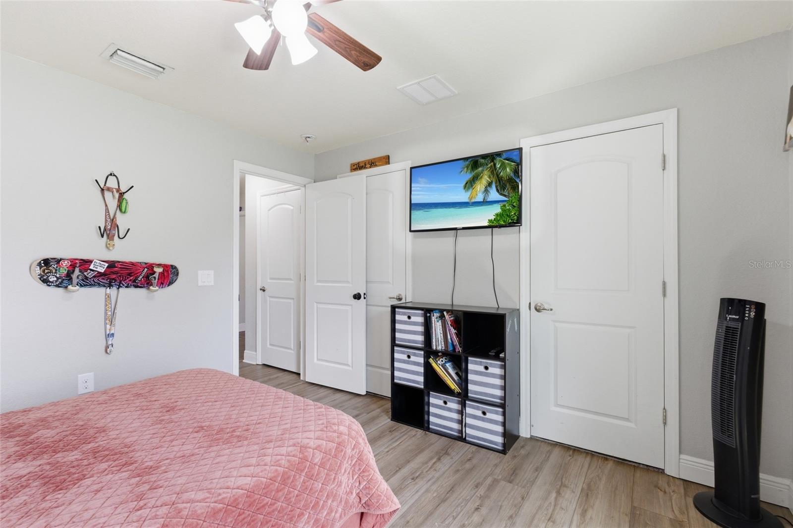 Image 35 of 68 For 4175 Donatello Avenue