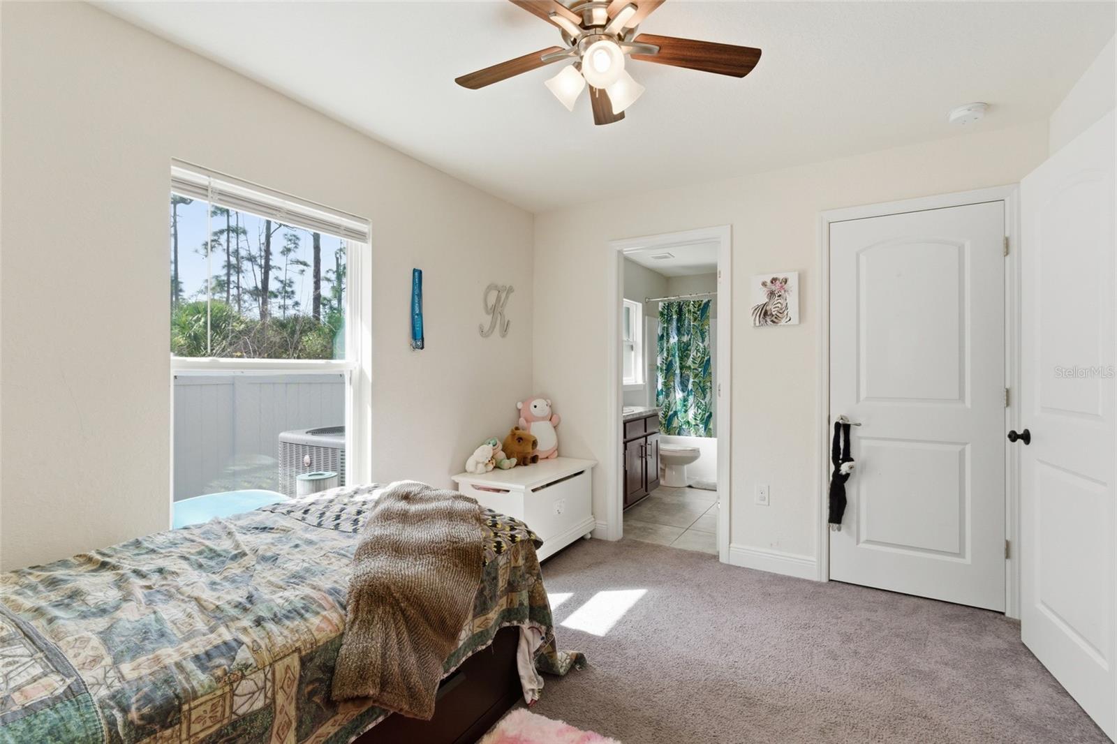 Image 38 of 68 For 4175 Donatello Avenue