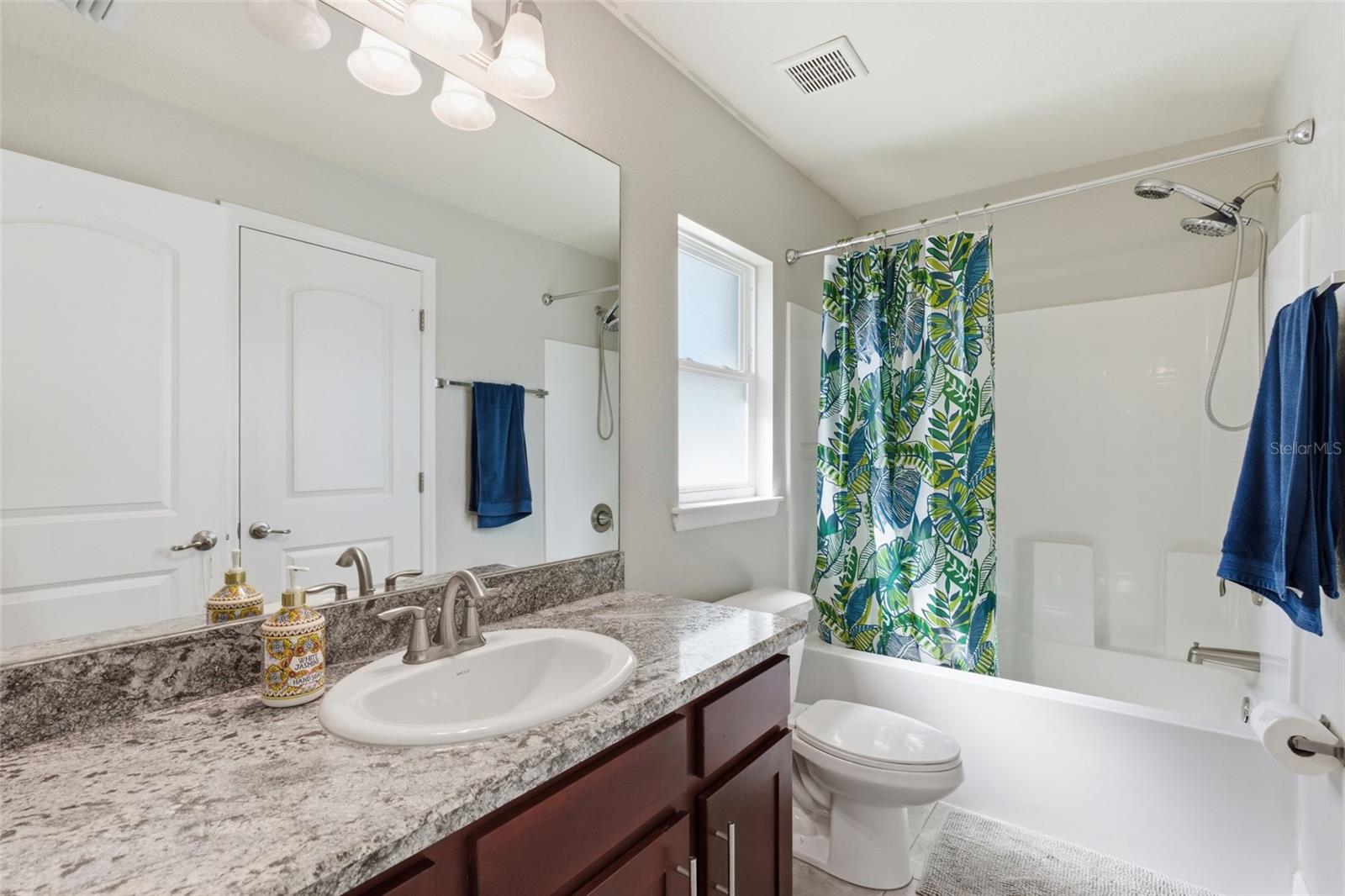 Image 39 of 68 For 4175 Donatello Avenue