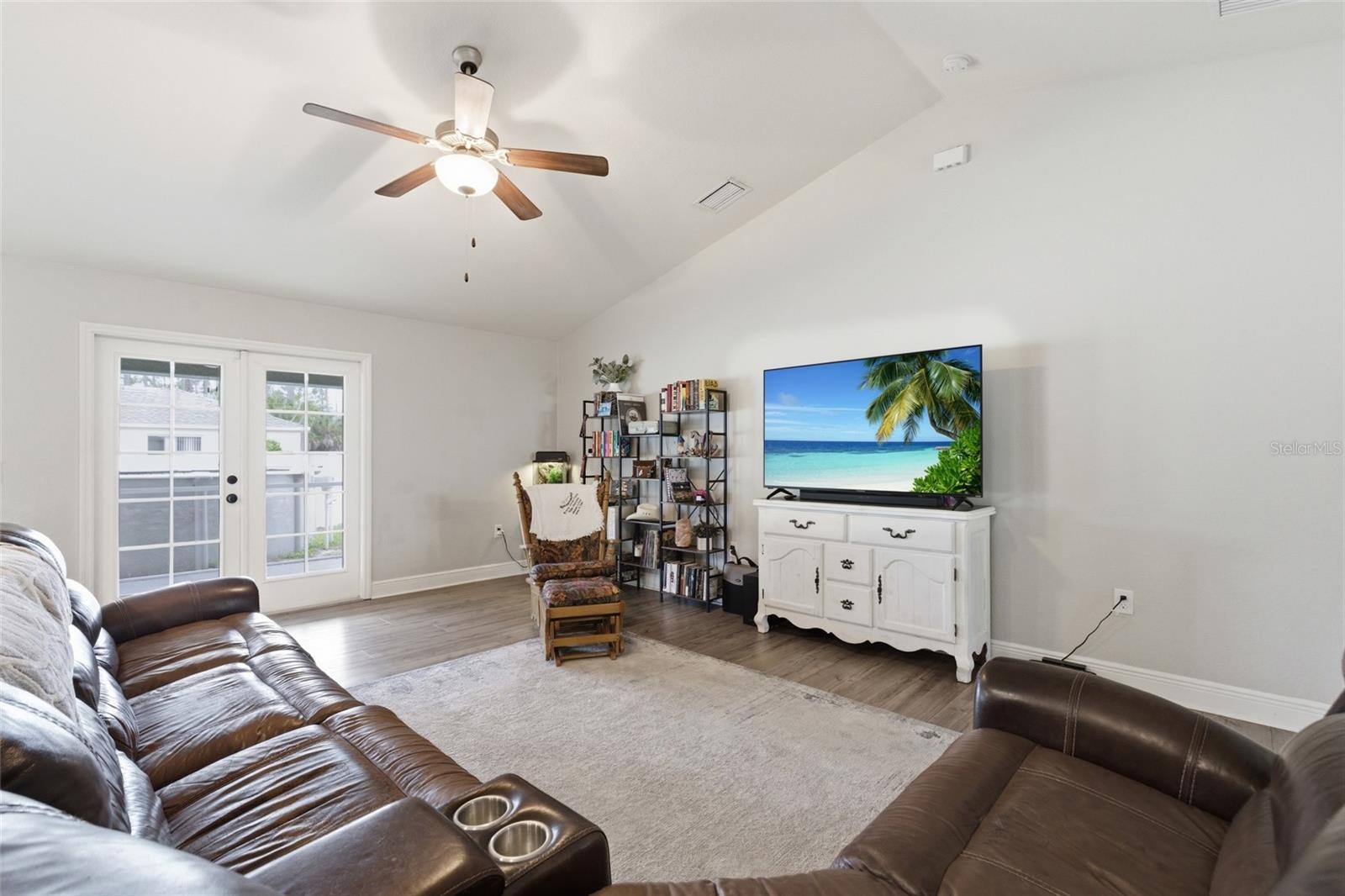 Image 8 of 68 For 4175 Donatello Avenue