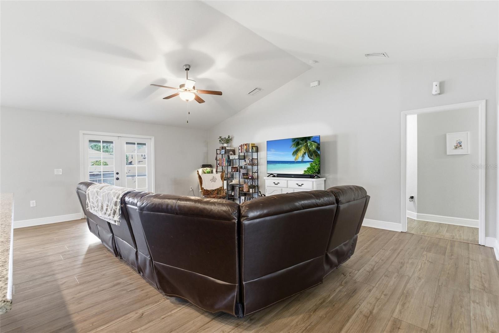 Image 9 of 68 For 4175 Donatello Avenue