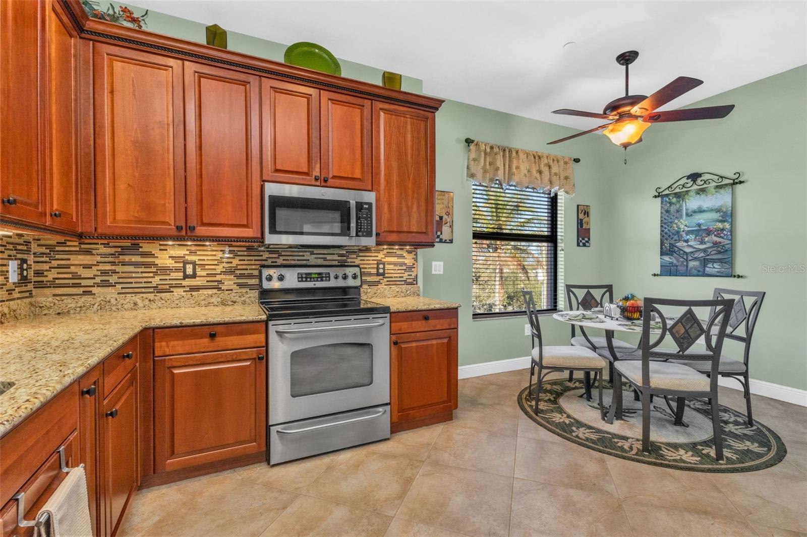 Image 11 of 60 For 24329 Baltic Avenue 204