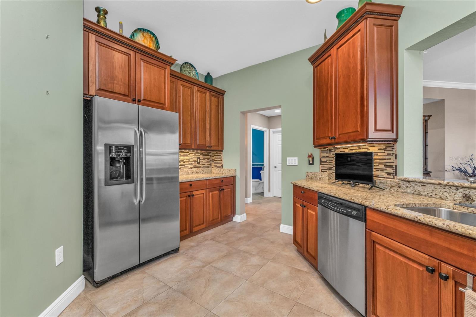 Image 14 of 60 For 24329 Baltic Avenue 204