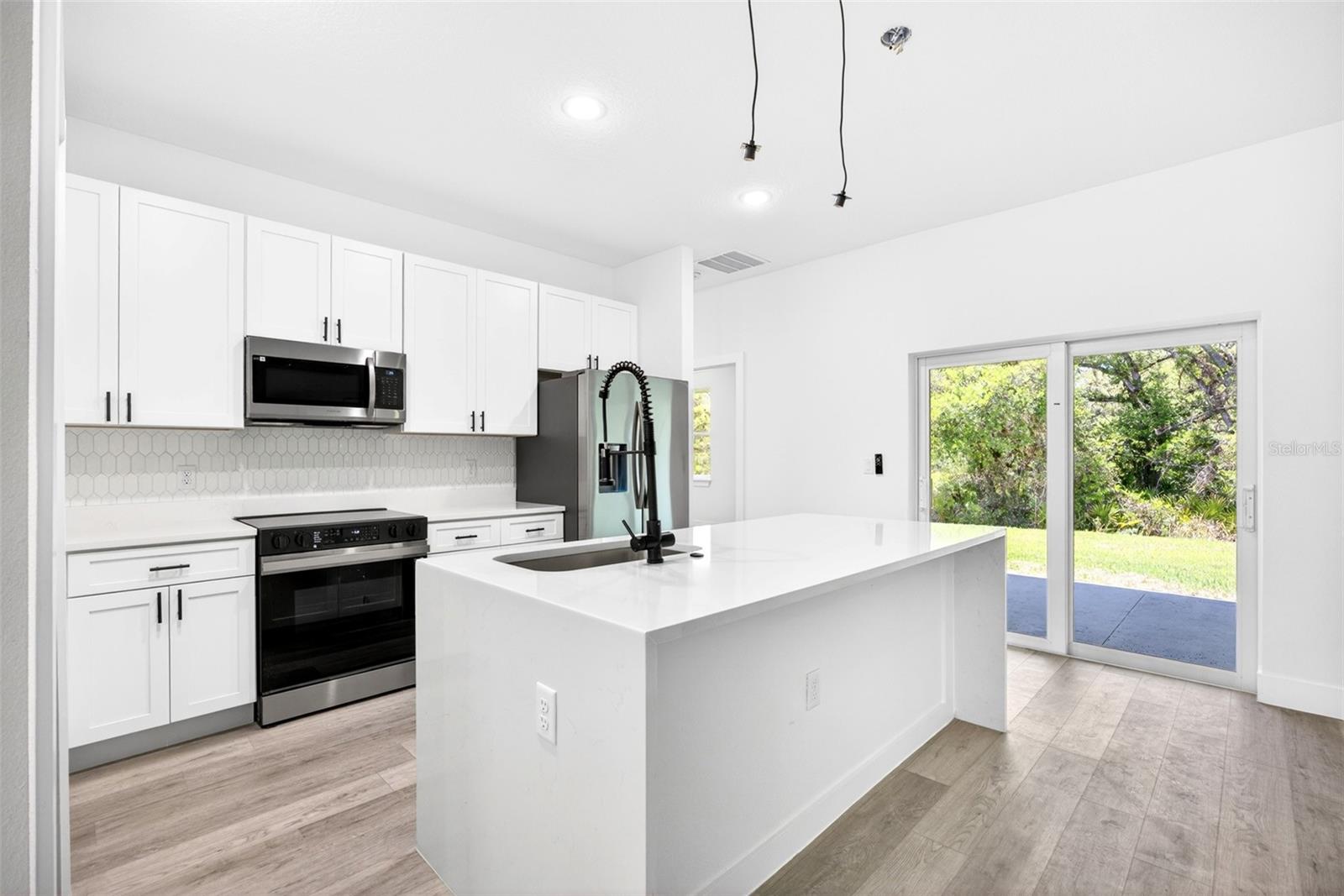 Image 12 of 35 For 193 Santa Fe Street