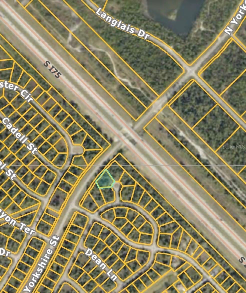 Image 3 of 3 For  Dade Court 