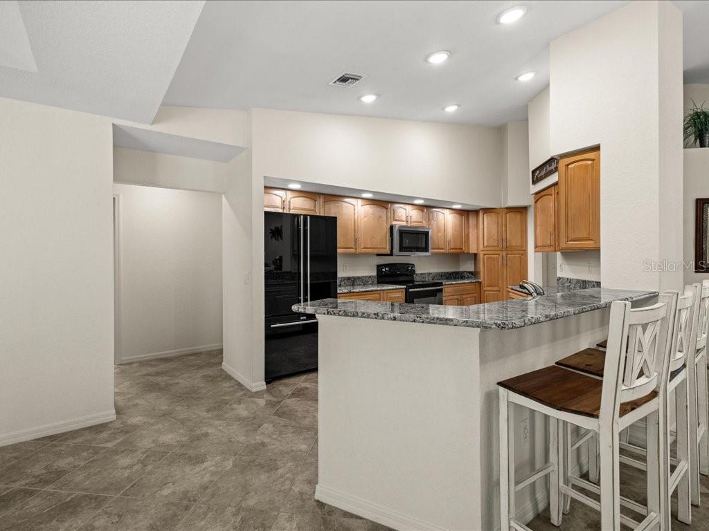 Image 11 of 48 For 25244 Lahore Lane