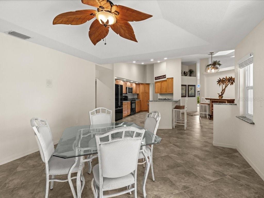 Image 18 of 48 For 25244 Lahore Lane