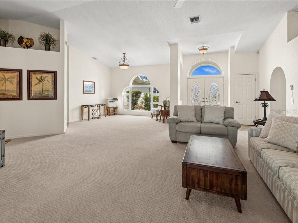 Image 8 of 48 For 25244 Lahore Lane