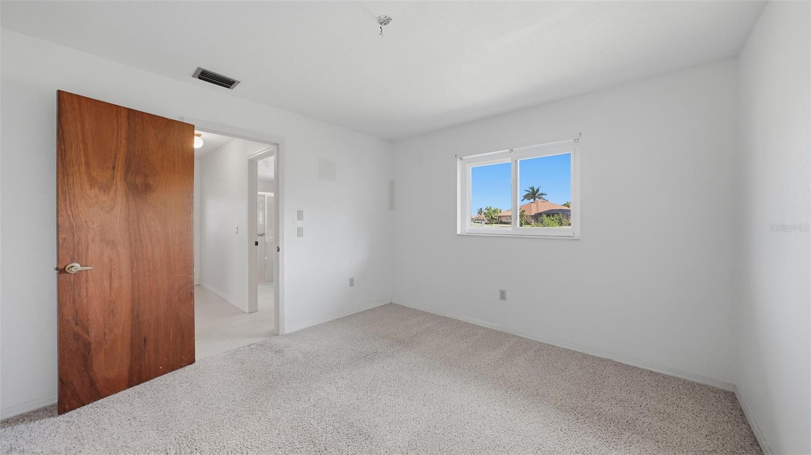 Image 26 of 45 For 26384 Madagascar Road